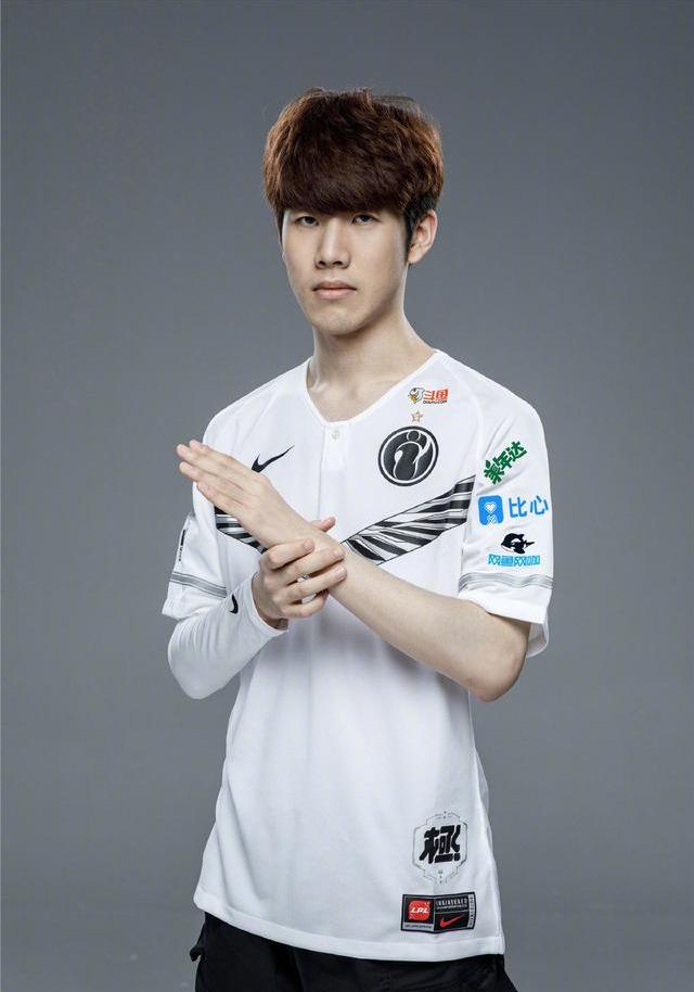 成都AG超玩会遗憾止步2025KPL春季赛季后赛败者组决赛